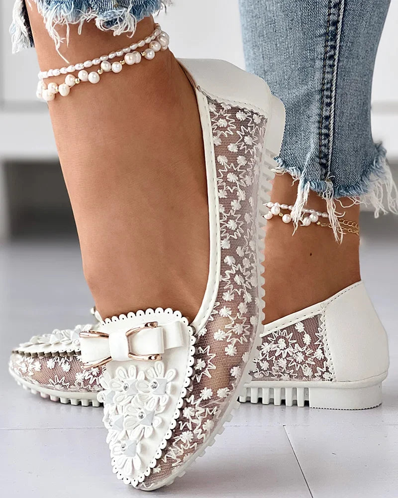 Women's "Flora" Lace Flats