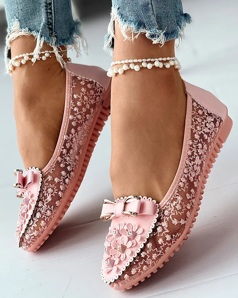 Women's "Flora" Lace Flats